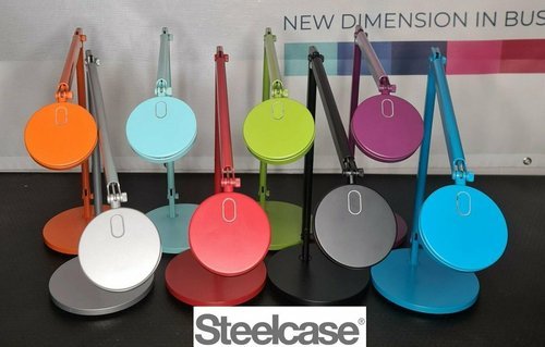 Steelcase DASH Design Tischleuchte LED Neupreis 449,-€ Stück verschiedene Farben Leasingrückläufer