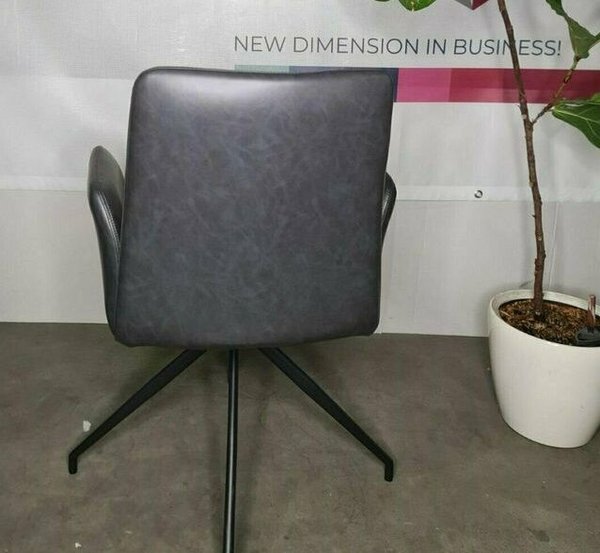 Design Stuhl Modell 4 Fuß Neupreis 349,-€ Aussteller Sonderpreis