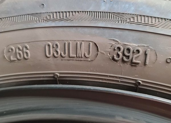 4x M+S Reifen 205/60 R16 92H nur 4 Monate genutzt Uniroyal DOT 3921 von Mercedes B Klasse